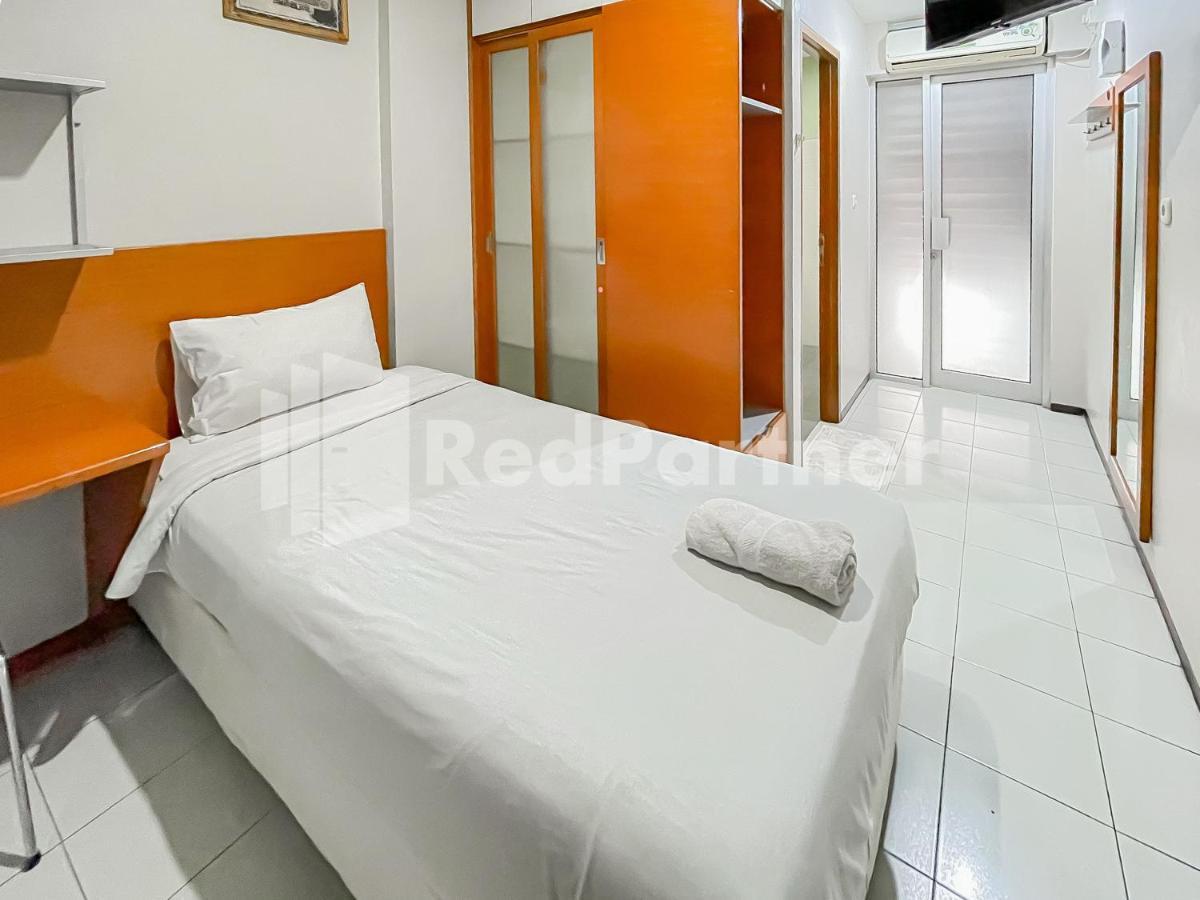 Sang Surya Guesthouse Syariah Near Rs Hasan Sadikin Mitra Reddoorz Bandung Exterior foto